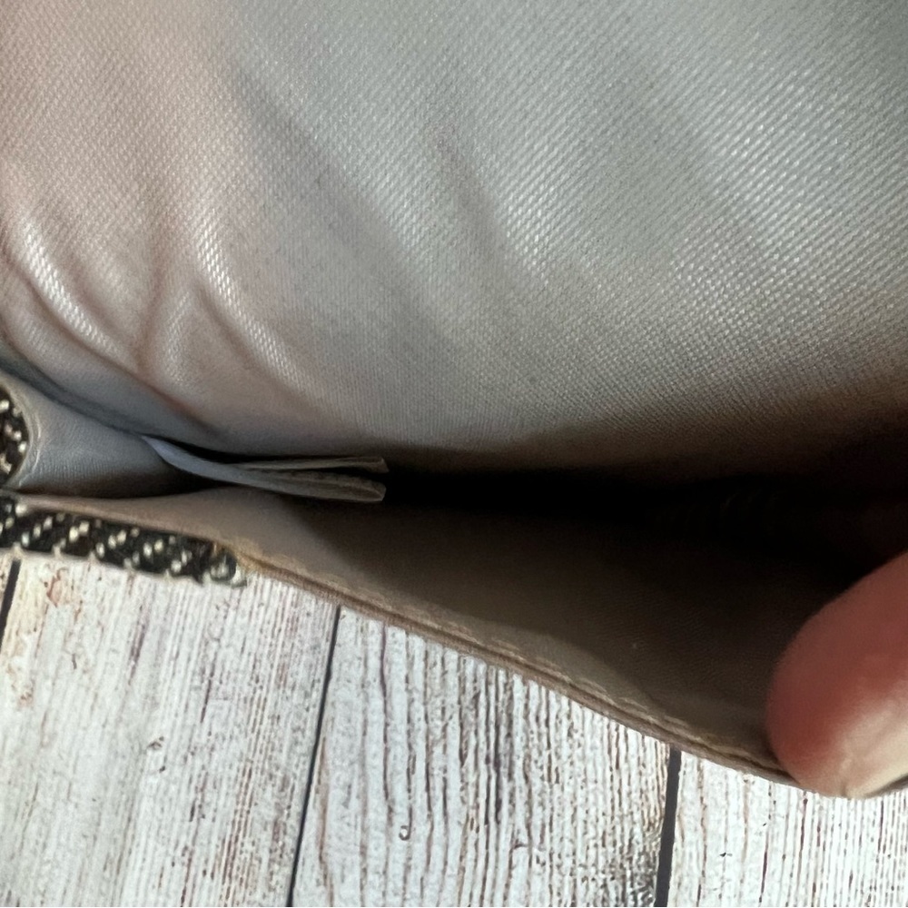 Thirty-One Call Me Crossbody - Picture 4 of 4